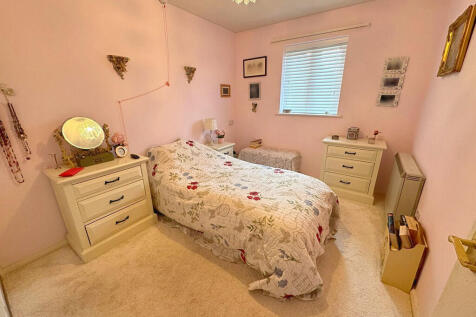 Bed 1 new