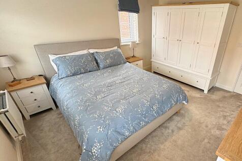 Bed 1