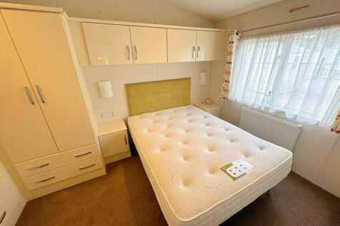 64 Bed 1