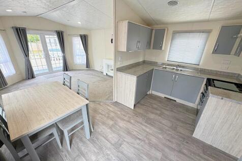 62 Kitchen