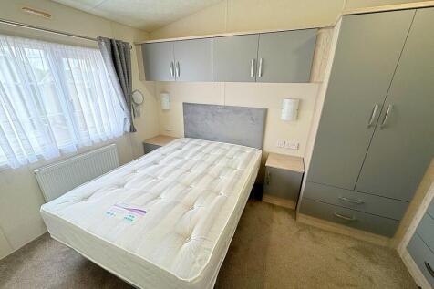 62 Bed 1