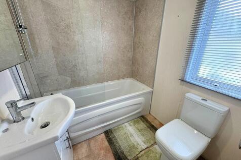 35 Bathroom