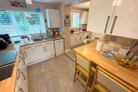 Kitchen (2)