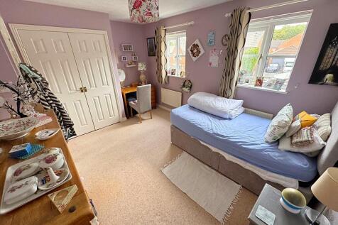 Bedroom Two (2)