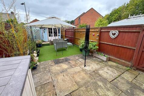 Rear Garden (2)