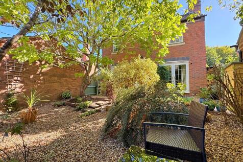 Rear ext 