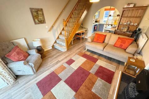 Living room to Ki...