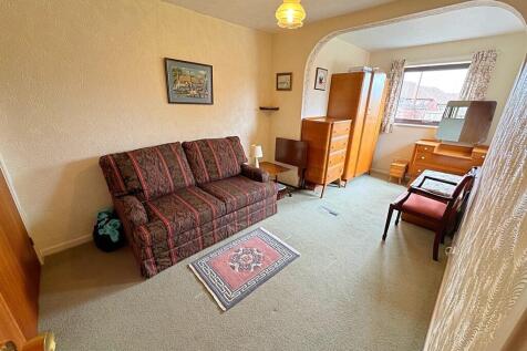 BedroomTwo alt an...