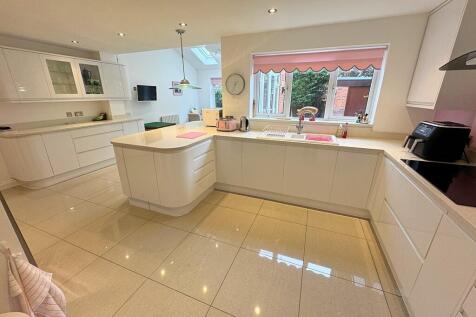 Dining Kitchen (1...