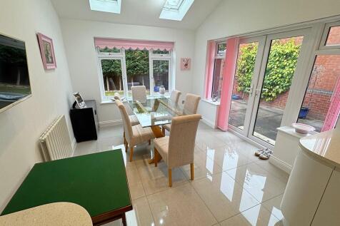 Dining End Kitche...