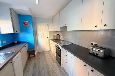 Kitchen from Lobb...