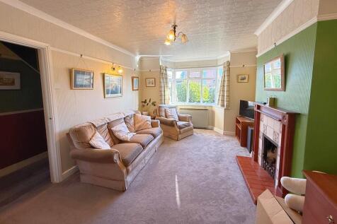 Lounge from Diner...