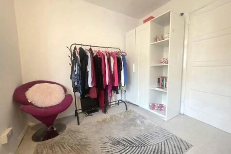 WhatsApp Image 20...