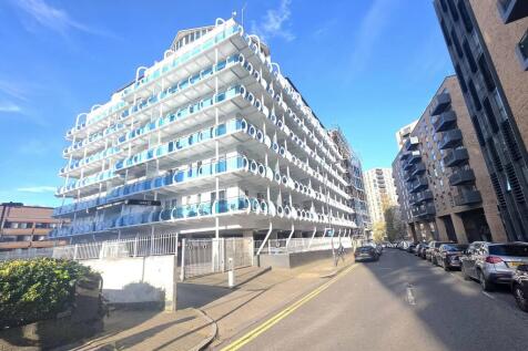 WhatsApp Image 20...