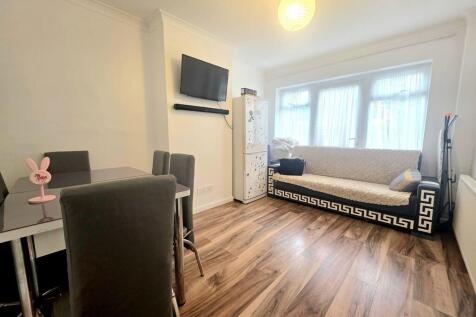 WhatsApp Image 20...