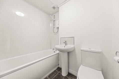 23StJamesCourt-05