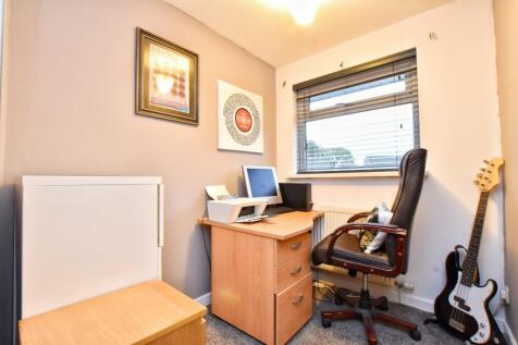 Office/ Bedroom 3