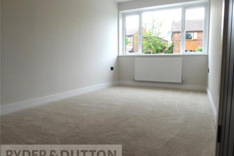 Reception/Bedroom 5