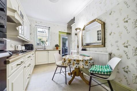 cf767dd0-CAM01085...