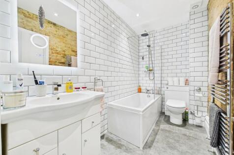 51f3885f-CAM01085...