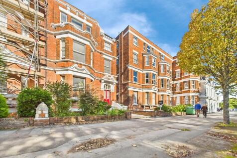 07197788-CAM01085...