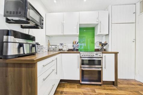 6dca29b6-CAM01085...