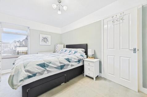 54922ff0-CAM01085...