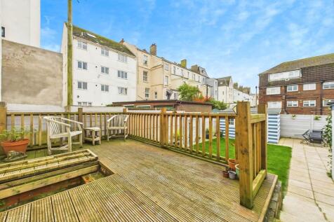 963627d3-CAM01085...