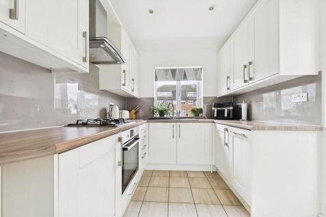 ce0a01a7-CAM01085...