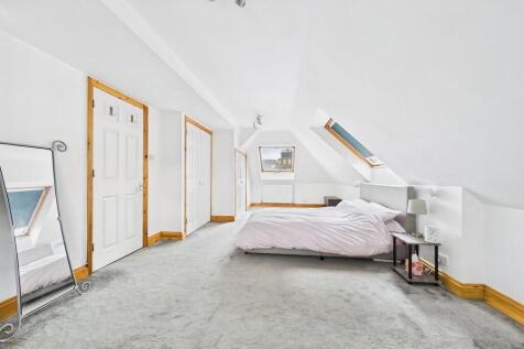 31006f8e-CAM01085...