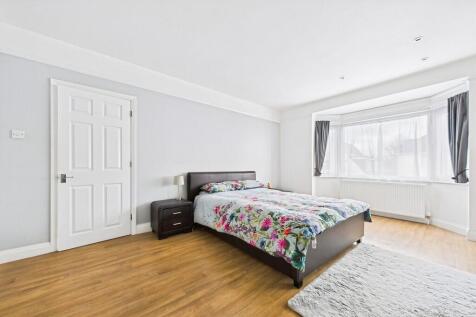 814299d5-CAM01085...