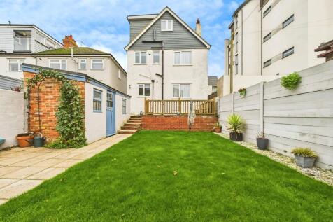 feaab2c4-CAM01085...