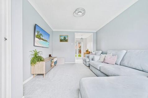 951a9b20-CAM01085...