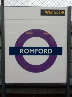 Romford_station_Crossrail_roundel.jpg