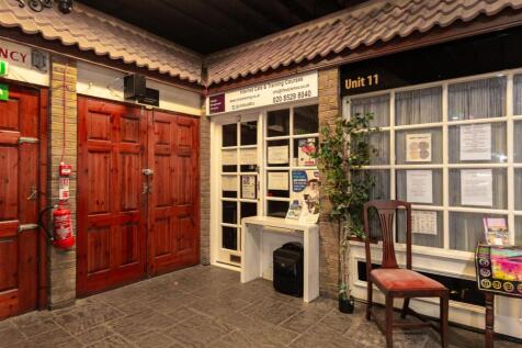 The Village Arcade, Chingford - Internals-19.jpg