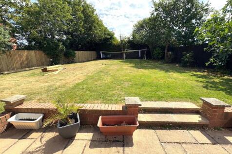 GARDEN 1.jpg