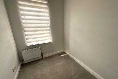 BEDROOM 3.jpg