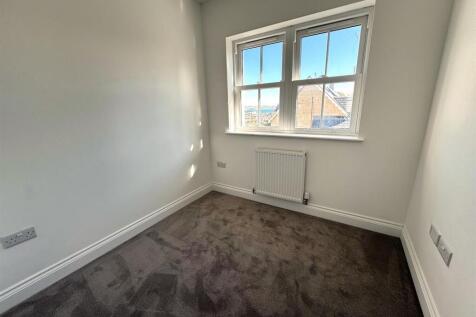 BEDROOM 3.jpg