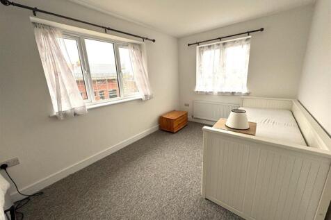 BEDROOM THREE.jpg