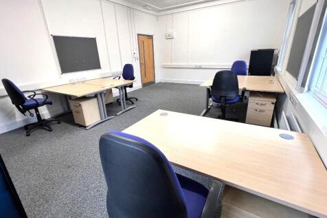 Office F4
