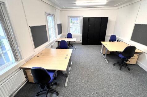 Office F4
