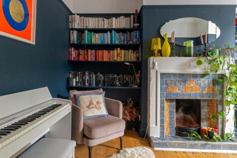 Property Image 4