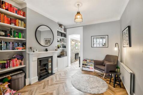 Property Image 4