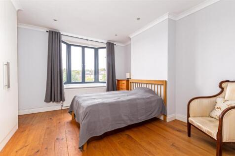 Blake Hall Crescent-20.jpg