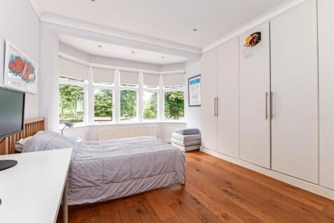Blake Hall Crescent-24.jpg