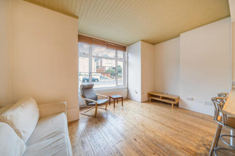 1372593-4-68fa0ad...