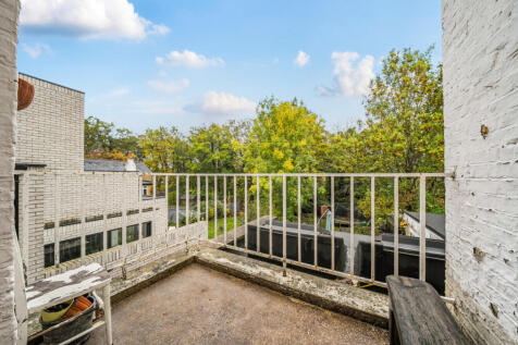 1372593-8-68fa0b0...