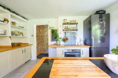 Oaklands Cottage-...
