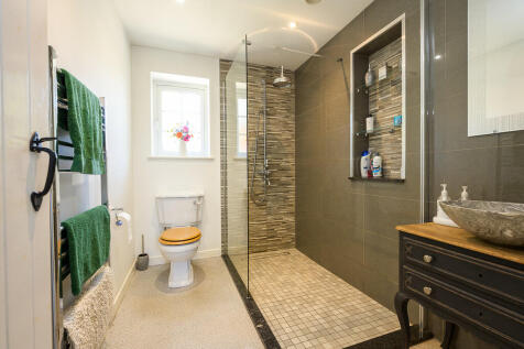 Oaklands Cottage-...