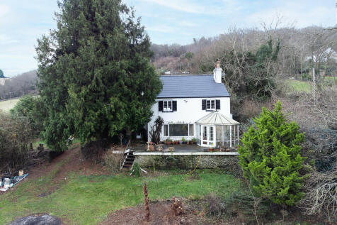 Ganerew Cottage-2...